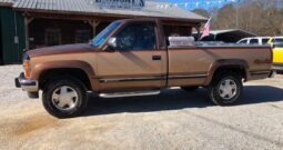 1989 CHEVY 2500 215911